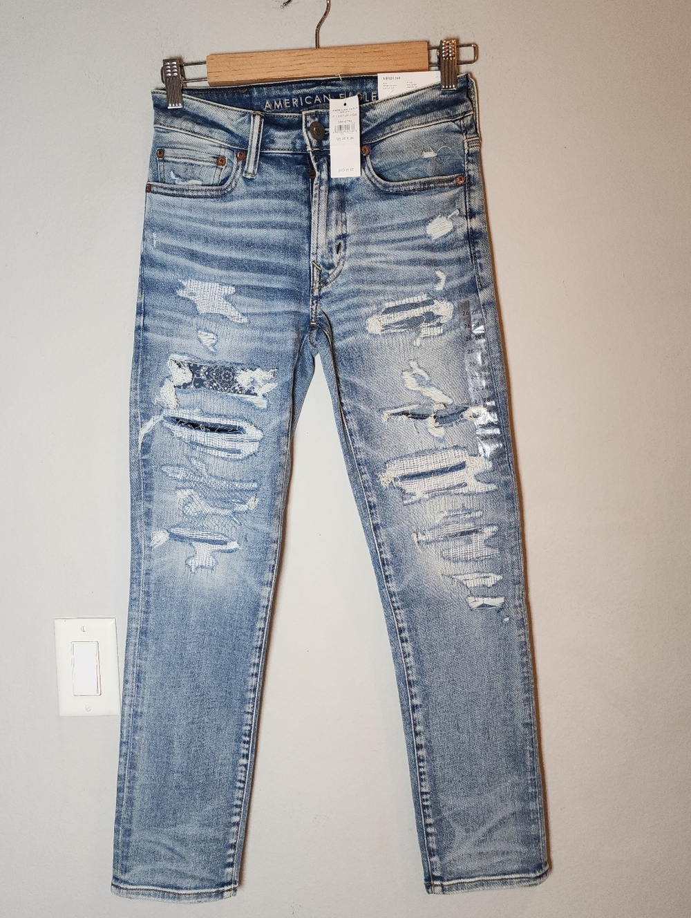 NWT American Eagle Airflex 360 Slim Destroyed Patch Jeans Slim Men's Size 26